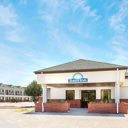 Days Inn By Wyndham Paxton Ngoại thất bức ảnh
